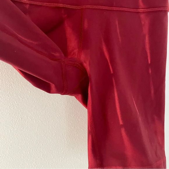 Lululemon Wunder Train High-Rise Short 8" red size 4 - Picture 3 of 11